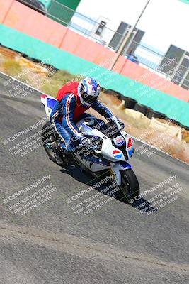 media/Oct-15-2022-TrackXperience (Sat) [[8f70b8b0be]]/Group 2/session 2 turn 3 and 4/